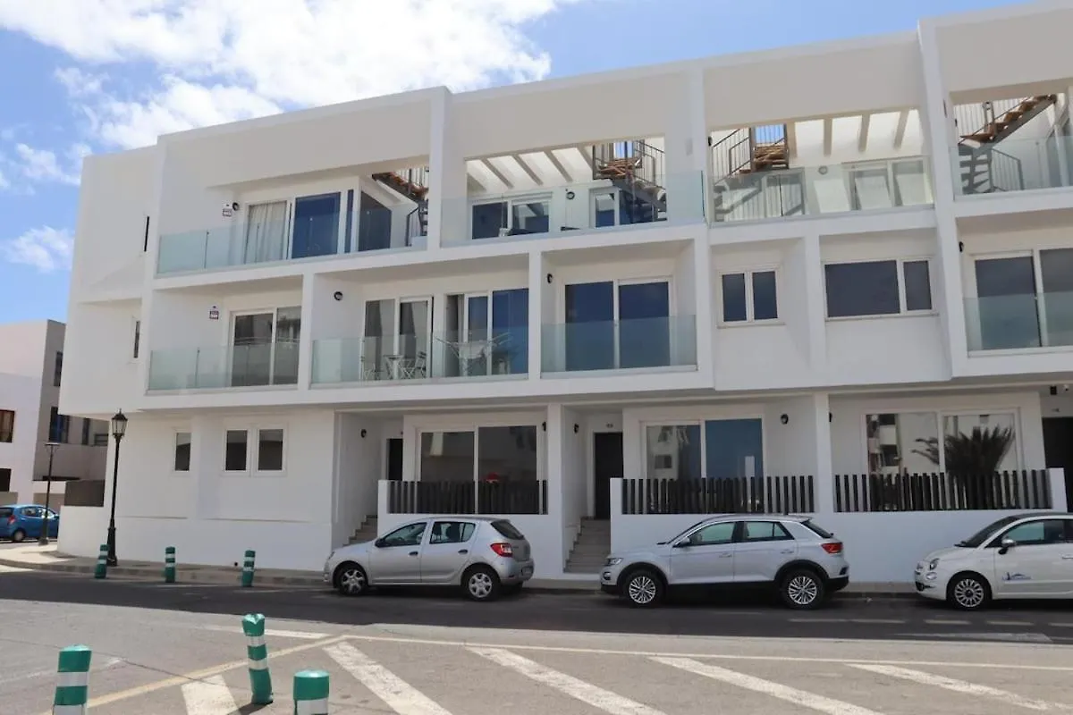 Stunning Sea View Apartment With Big Balcony In The Center Corralejo