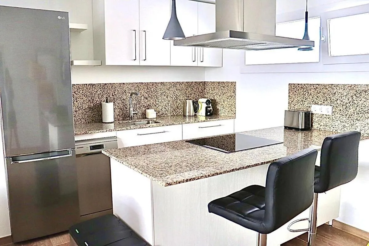Stunning Sea View Apartment With Big Balcony In The Center Corralejo Hiszpania