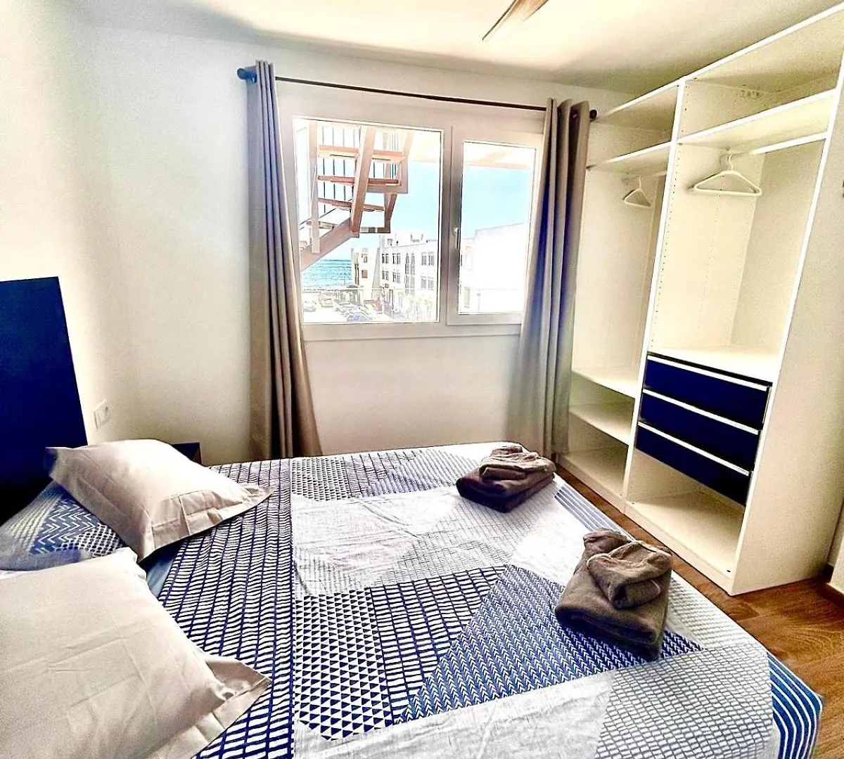 Stunning Sea View Apartment With Big Balcony In The Center Corralejo